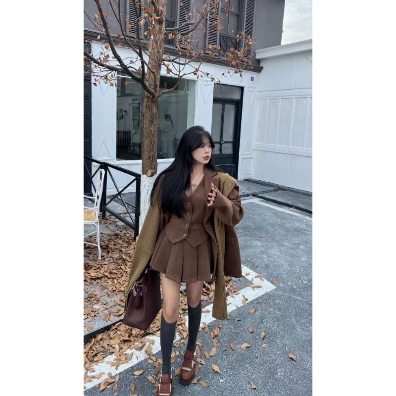 Shpmishal: Элитный осенний мод – обзор и цена Winter Clothing Line